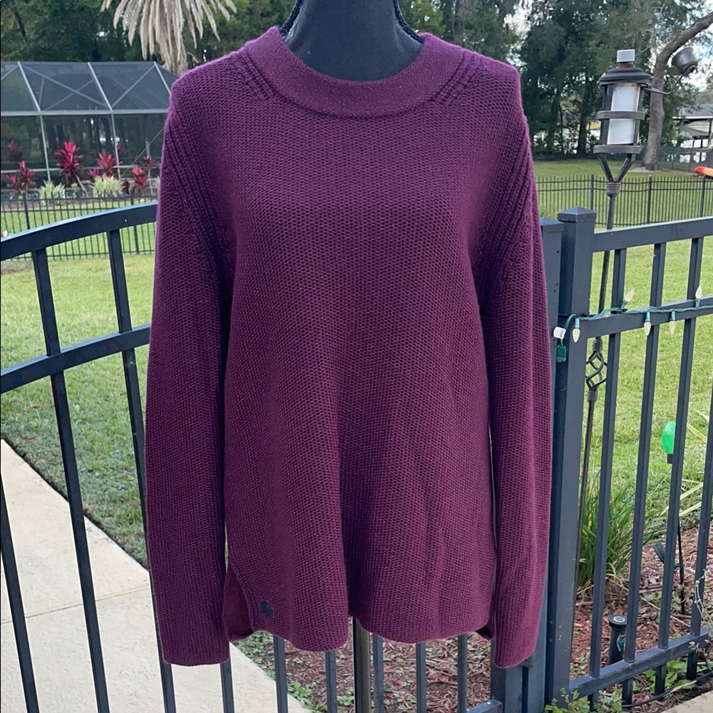 NWT! MSRP $225 LACOSTE Women's Purple Sweater with a little sparkle in the tread